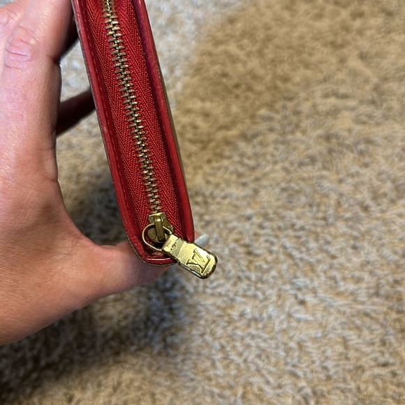 Louis Vuitton wallet - Picture 5 of 11